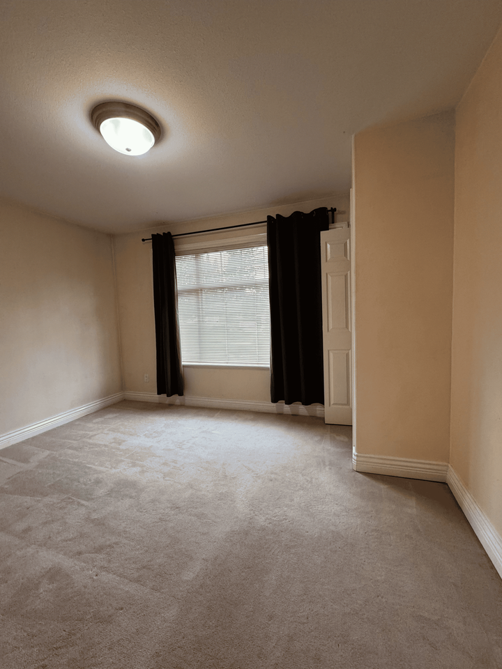 3730 Phillips Avenue - Photo 7 of 13