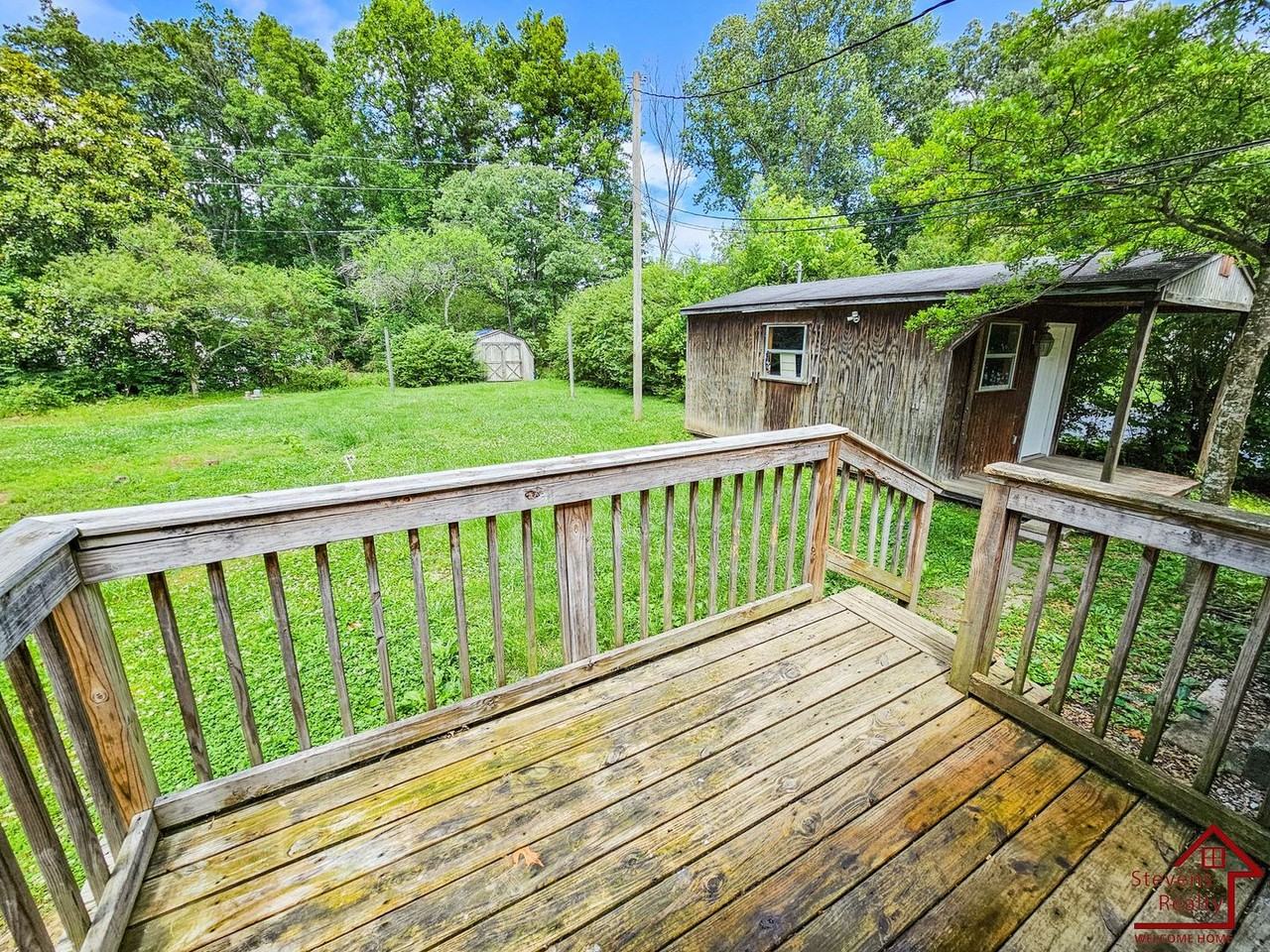 412 Wedgewood St - Photo 7 of 22