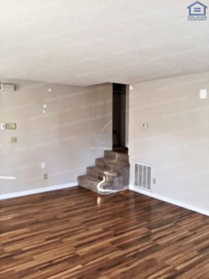 3615 Missionaire Ave - Photo 4 of 14