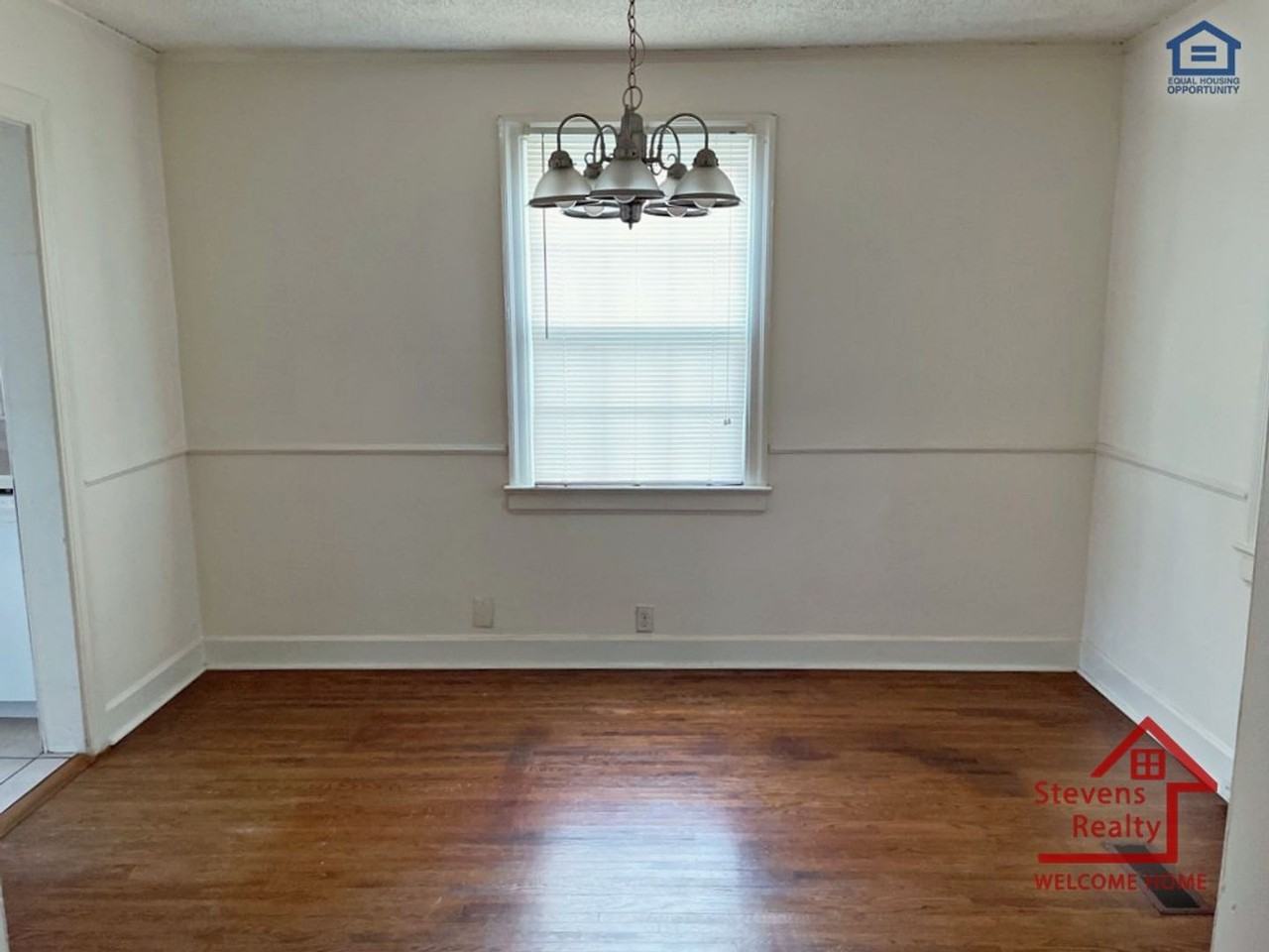 316 Harrington Ave - Photo 6 of 16
