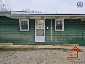 425 S Cedar Ave - Photo 1 of 1