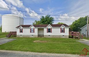 featured image of 275 Dogwood Pointe Dr