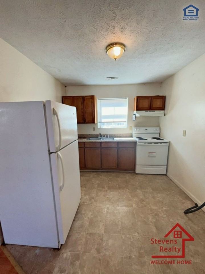 106 Dogwood Pointe Dr #1 - Photo 3 of 7