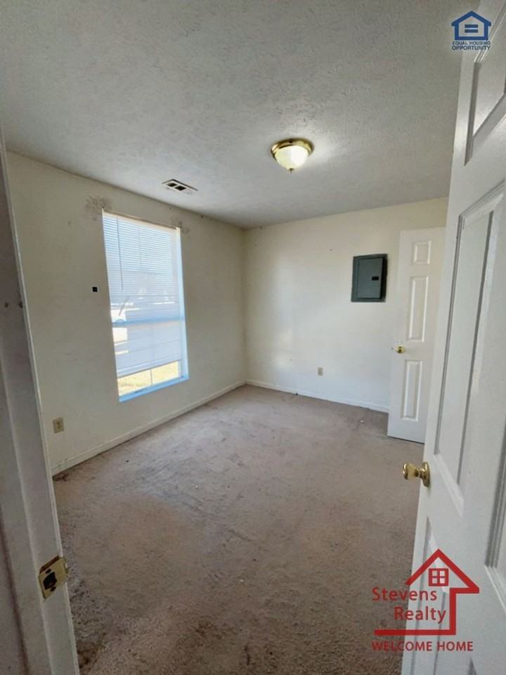 106 Dogwood Pointe Dr #1 - Photo 4 of 7