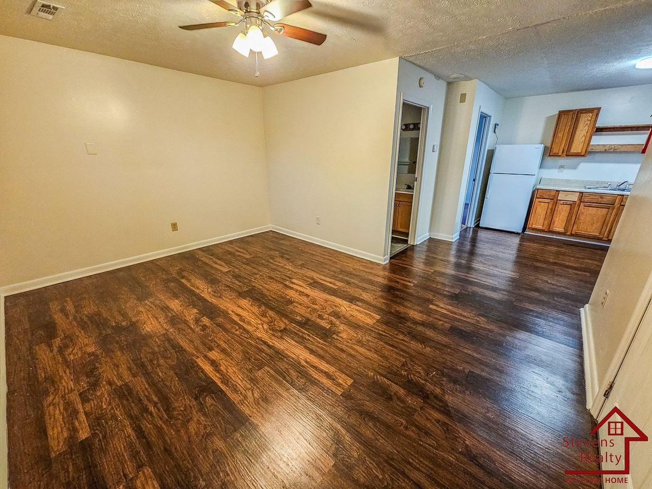 289 Dogwood Pointe Dr #1 - Photo 2 of 7