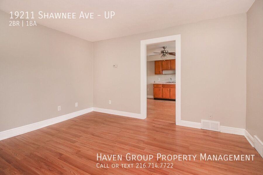 19211 Shawnee Ave #UP - Photo 5 of 22