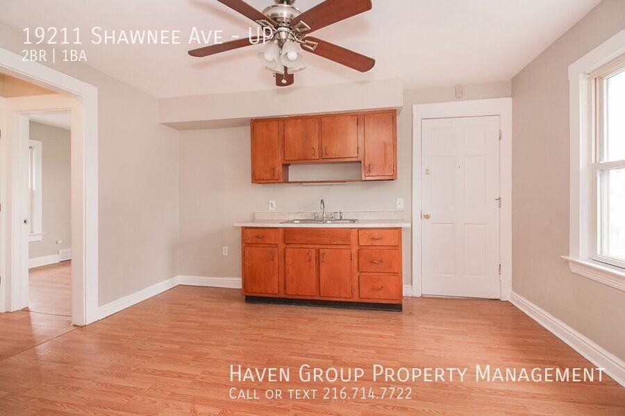 19211 Shawnee Ave #UP - Photo 6 of 22