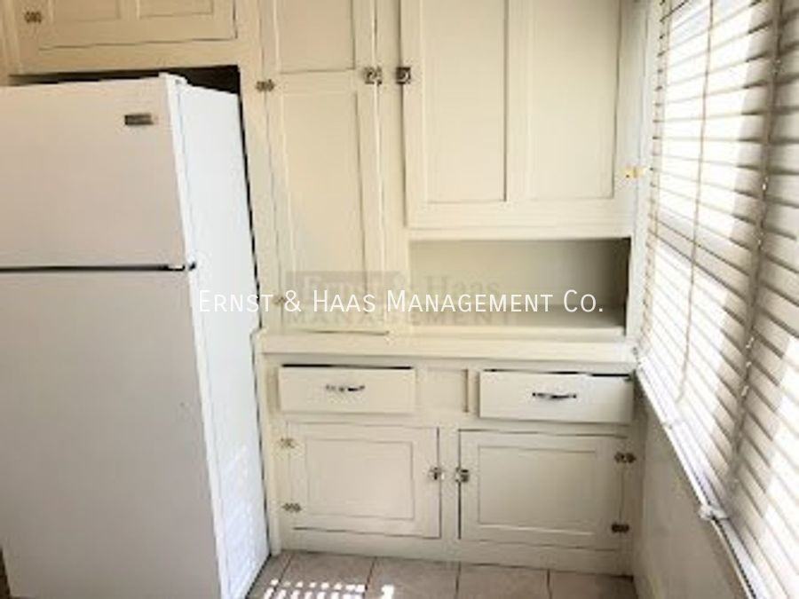 281 Molino Ave - Photo 6 of 9