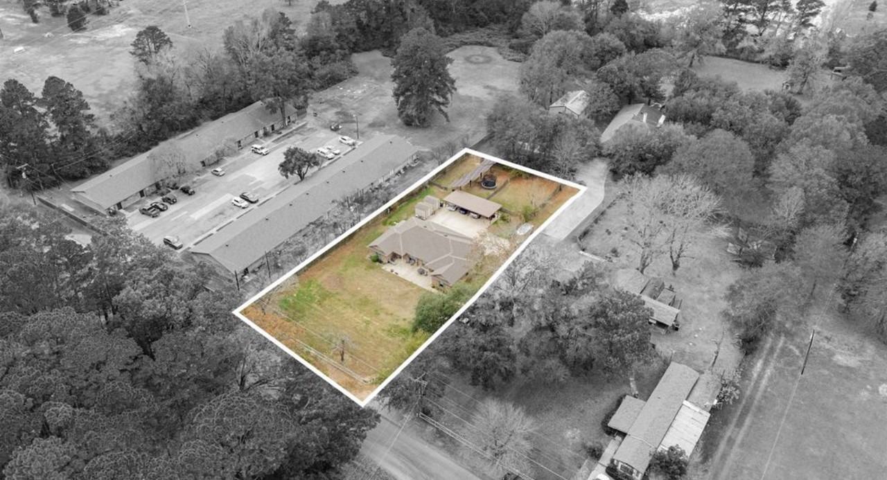 271 Lawrence Rd #A - Photo 2 of 16