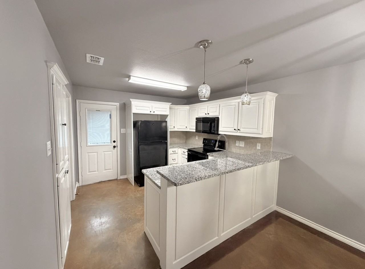 271 Lawrence Rd #A - Photo 4 of 16