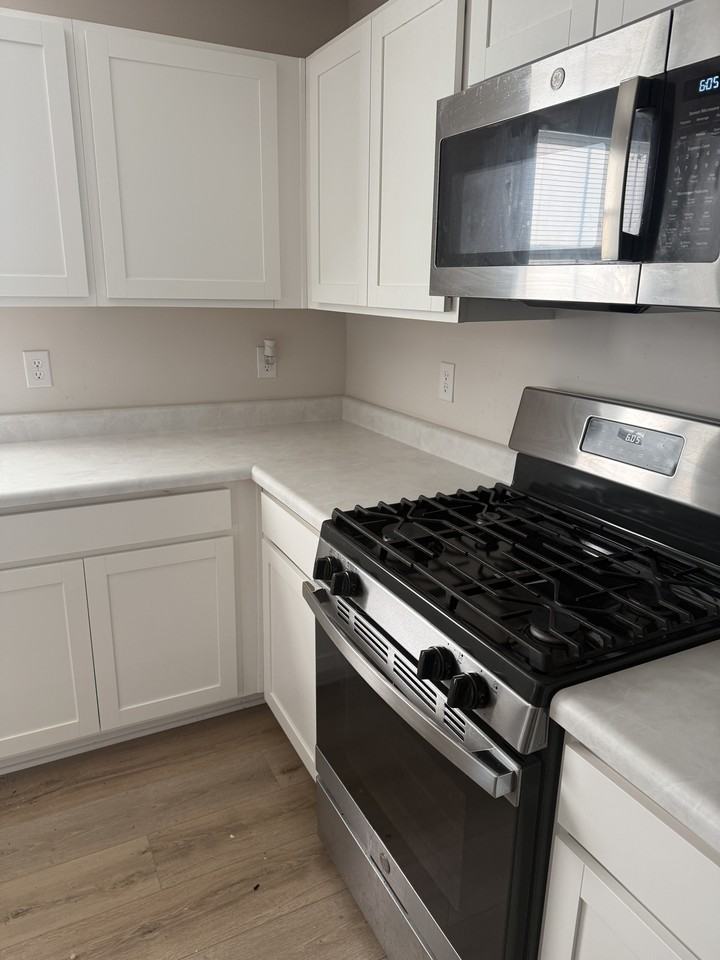1730 Cascades Dr #NA - Photo 5 of 30