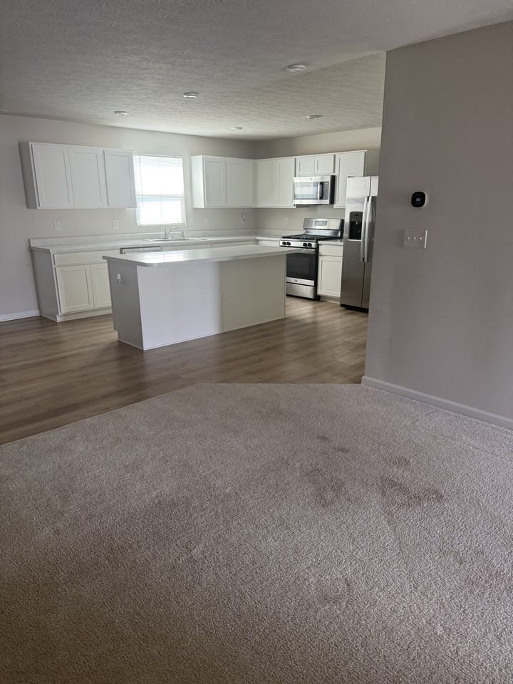 1730 Cascades Dr #NA - Photo 6 of 30