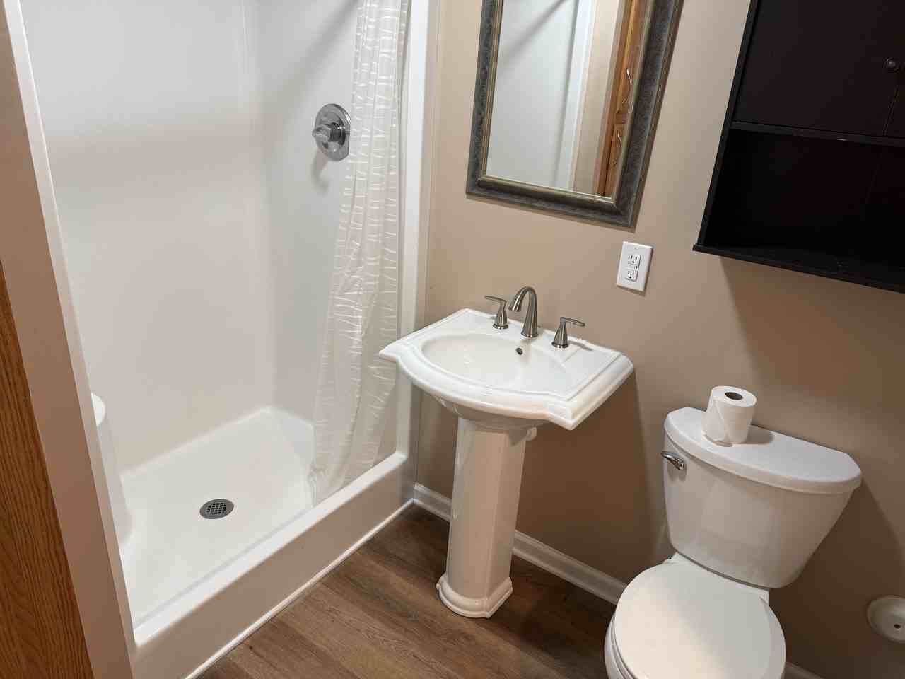 521 Meadowview Dr #C103 - Photo 4 of 11