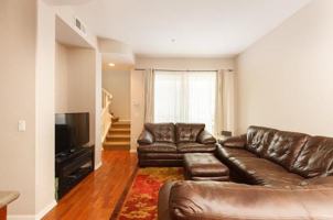 featured image of 606 Kellogg St