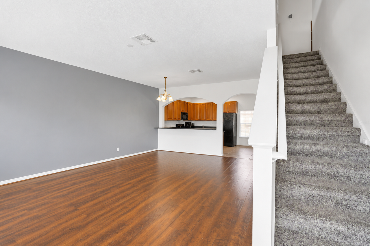1008 Honey Blossom Dr - Photo 3 of 20