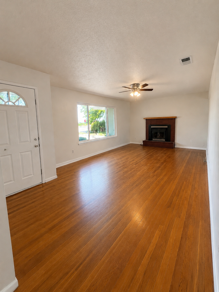 3174 Abshire Ave #NA - Photo 3 of 4