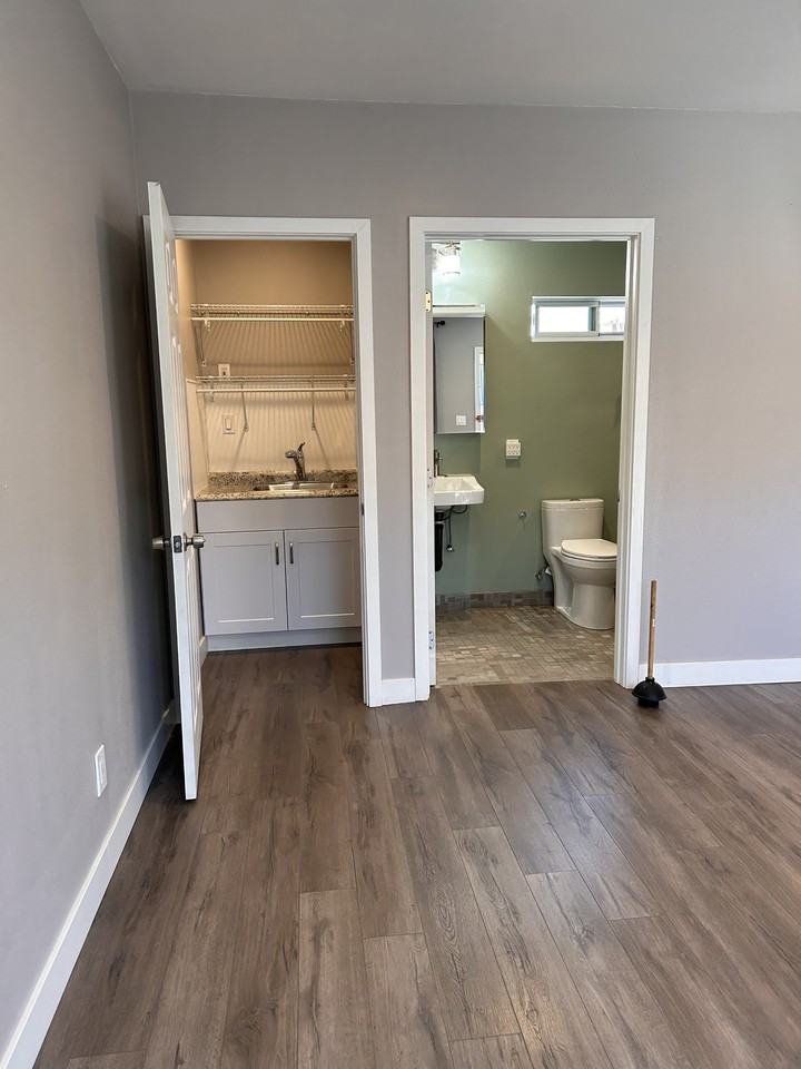 5645 Fostoria St #5645STUDIO - Photo 7 of 10