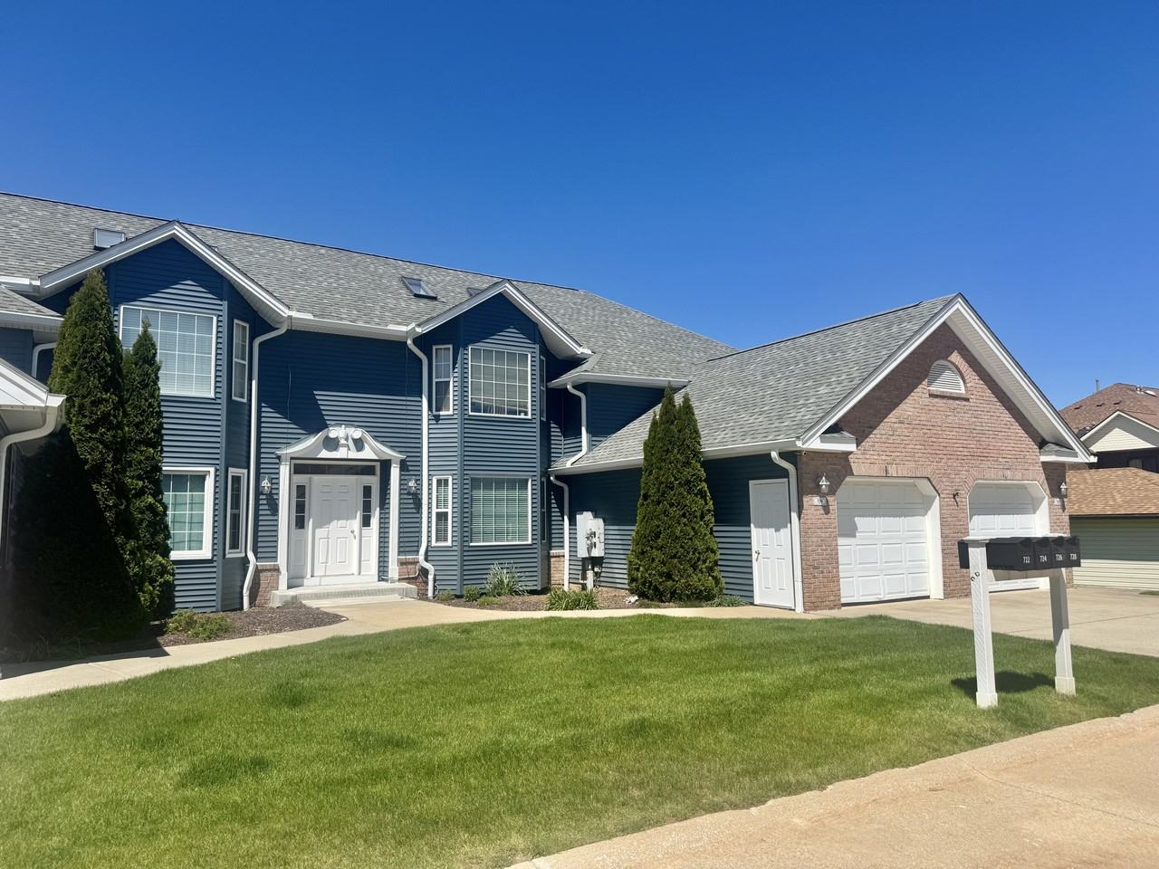 728 Tollis Pkwy #D - Photo 2 of 3