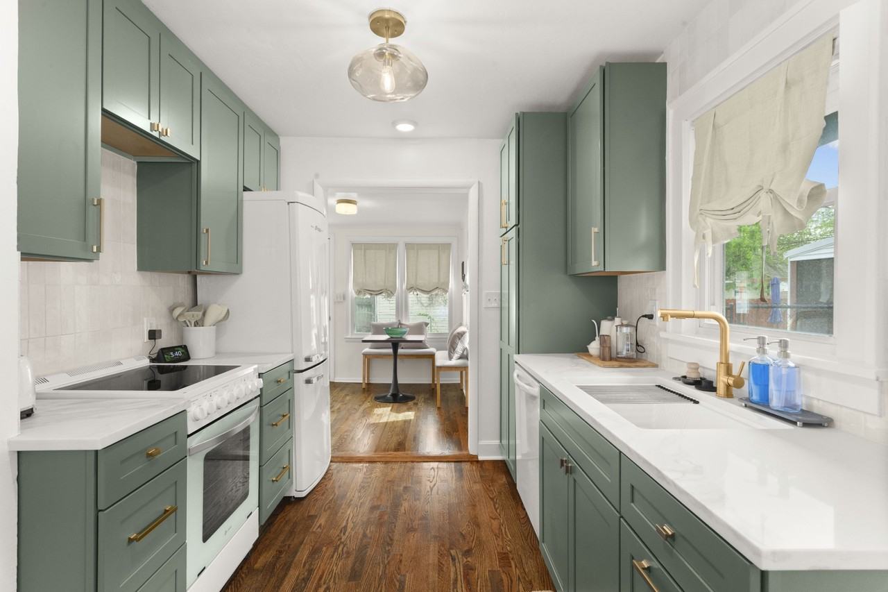 1023 E 22nd Ave #NA - Photo 6 of 20