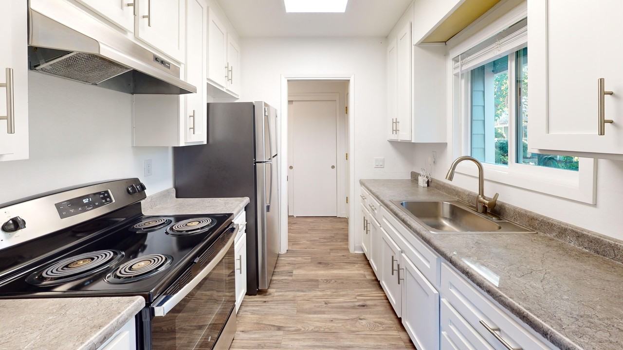 346 Robinson St #40 - Photo 4 of 22