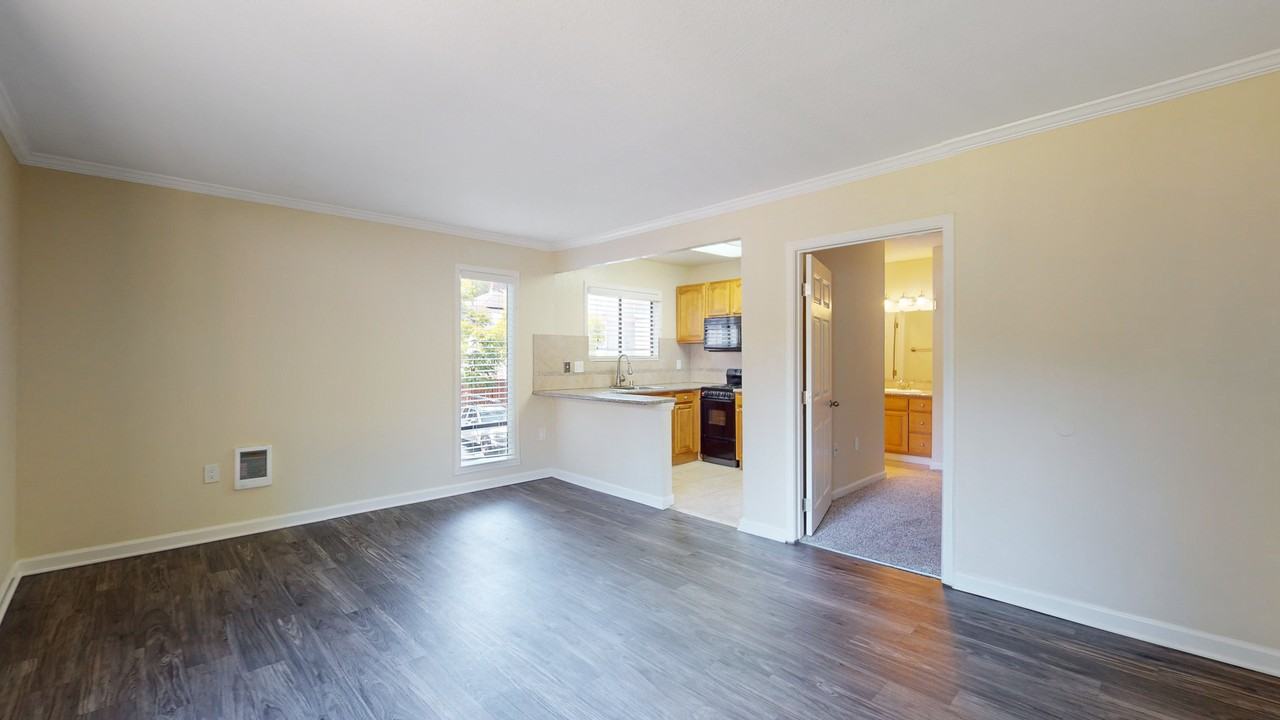 107 Marin St #10 - Photo 6 of 24
