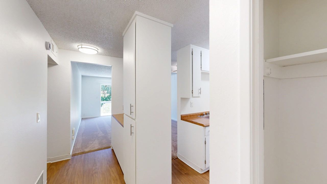 980 Ignacio Blvd #14 - Photo 6 of 14