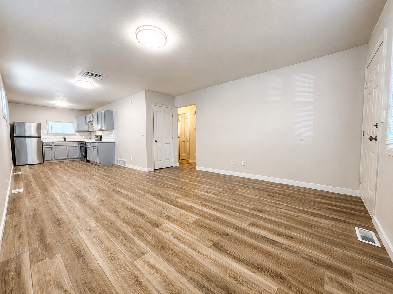 1419 Anita St - Photo 5 of 22
