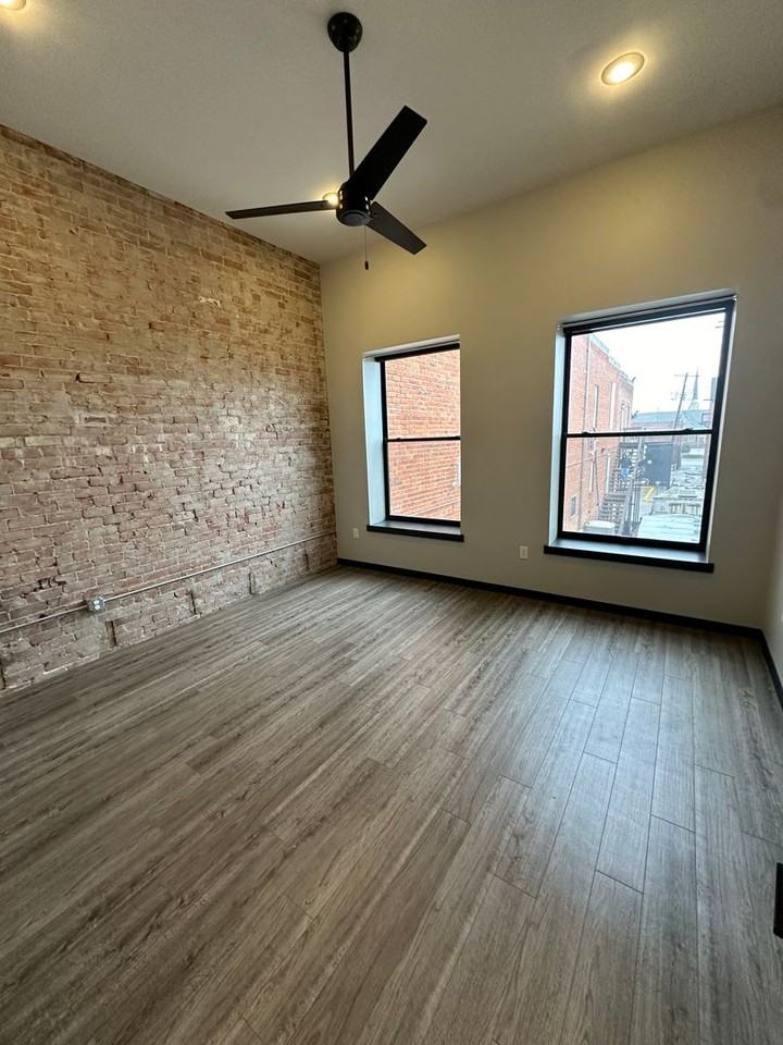 409 W Norfolk Ave #201 - Photo 6 of 6