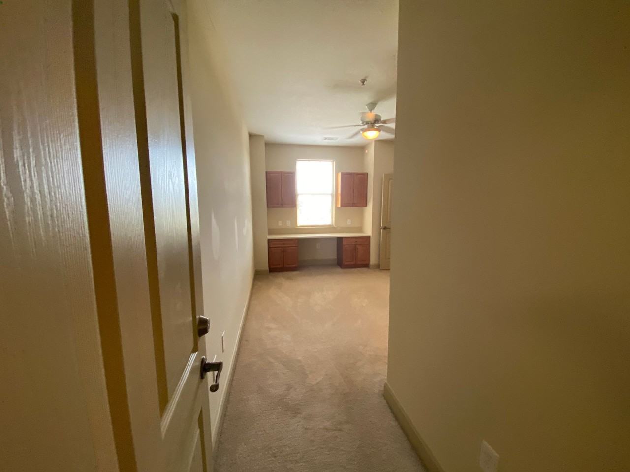 Flats at the Pier, 1732 - Photo 5 of 22