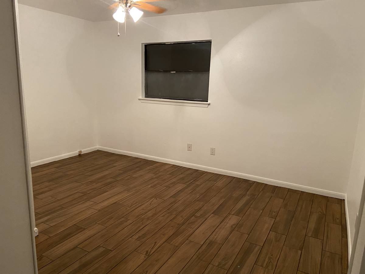 6208 Mountain Shadows Dr #NA - Photo 5 of 18