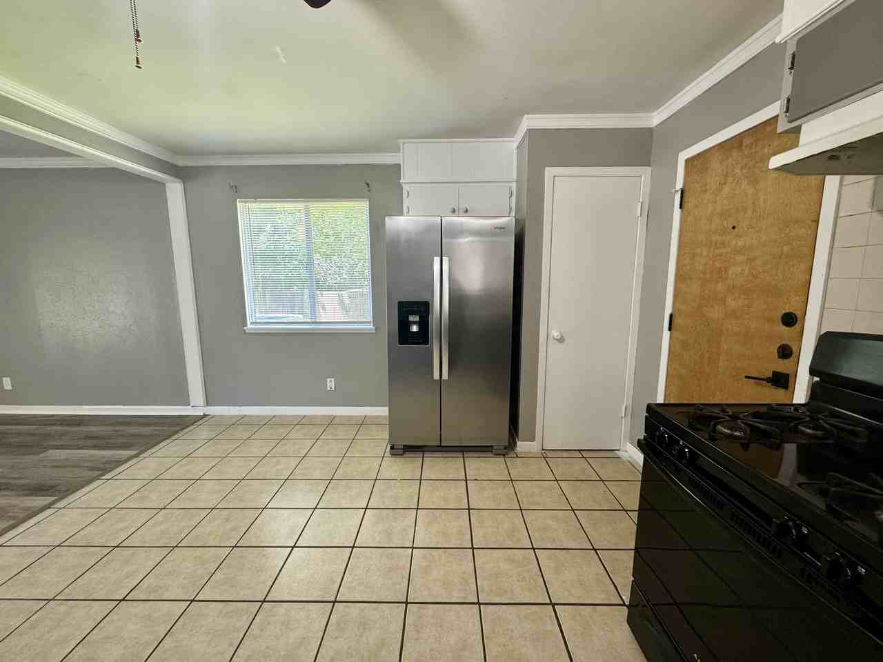 1501 Ferndale Dr #NA - Photo 6 of 31