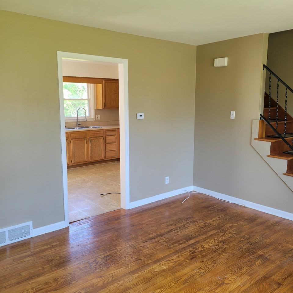 19 Quarry Dr - Photo 2 of 32