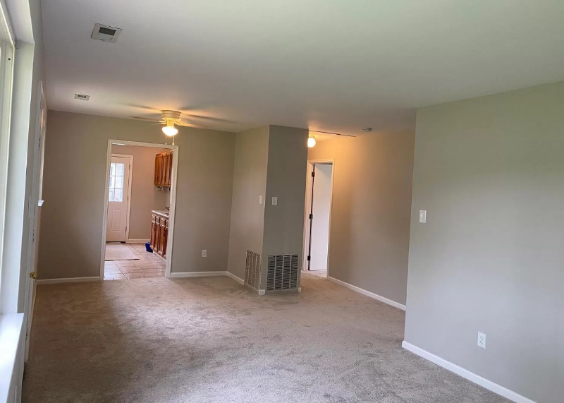 5723 Tall Oaks Dr - Photo 3 of 11
