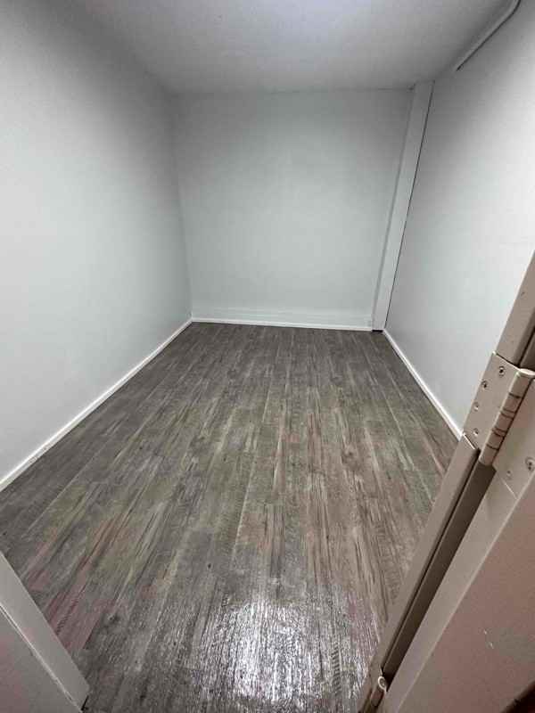 632 11th Ave #1A - Photo 7 of 9