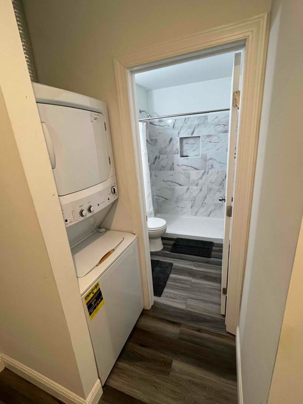 2212 E Monument St #1 - Photo 4 of 6