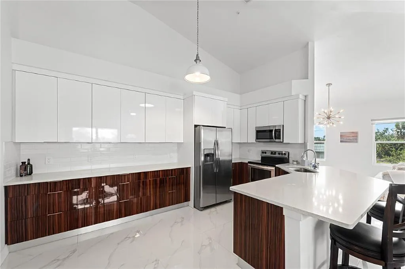 200 Gardens Edge Dr #222 - Photo 2 of 20