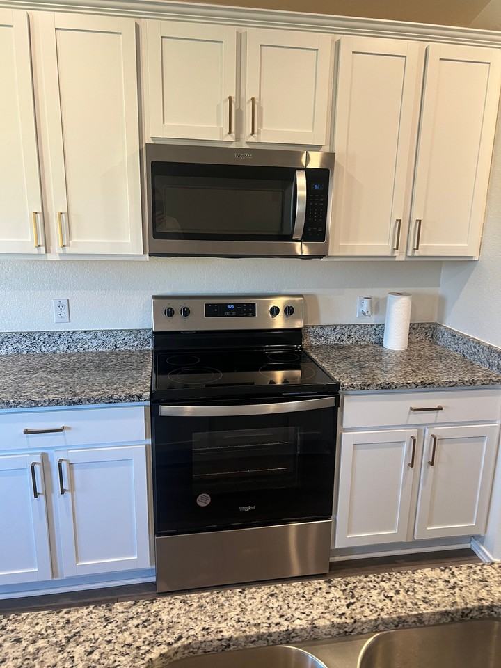 9008 Cantera Ridge Rd - Photo 6 of 13