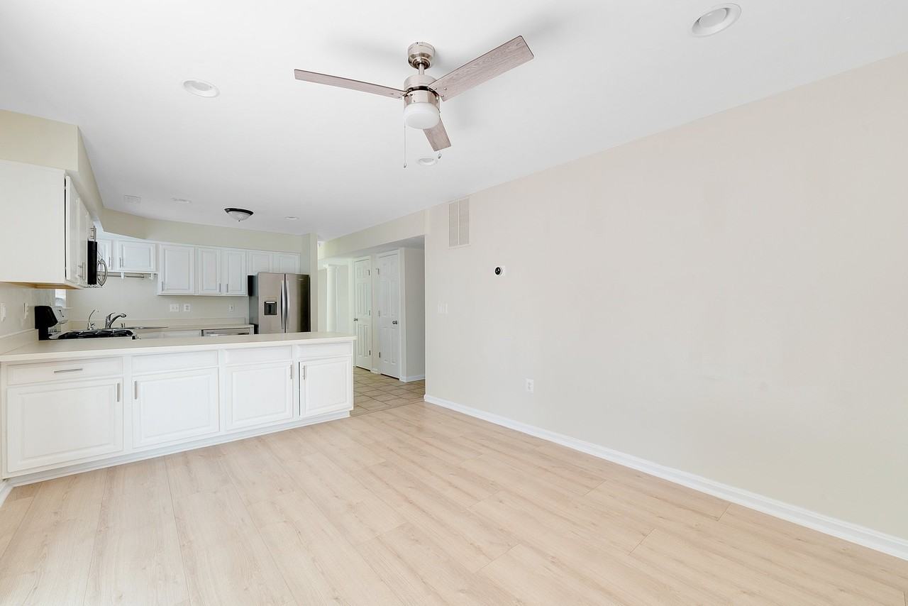 6119 Oaklawn Ln - Photo 7 of 20