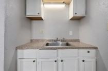 Franklin Apts - Photo 6 of 12