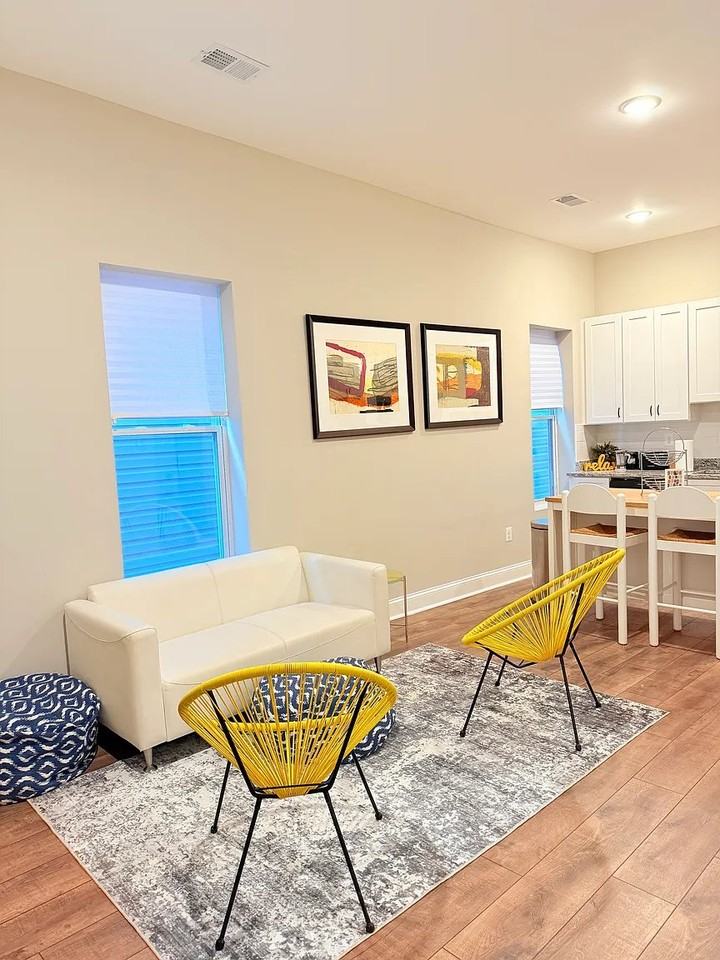 3429 Chestnut Ave #3 - Photo 3 of 14