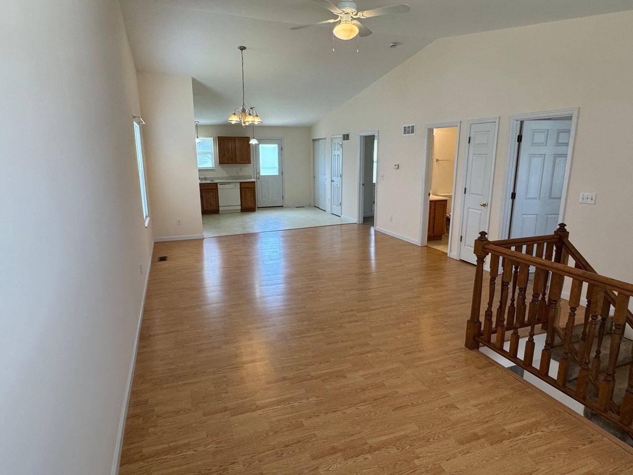 340 Oak Ridge Pkwy - Photo 3 of 20