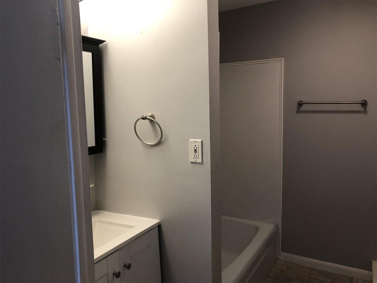 27 Hudson Avenue - Photo 7 of 32
