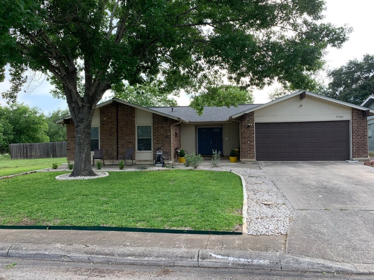 9135 Braswell St - Photo 5 of 21