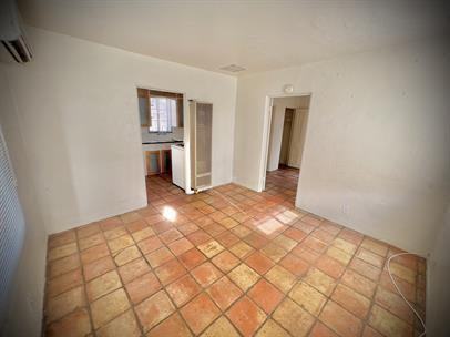1300 East 7th Street - Photo 4 of 9