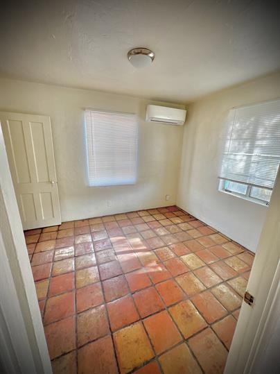 1300 East 7th Street - Photo 6 of 9
