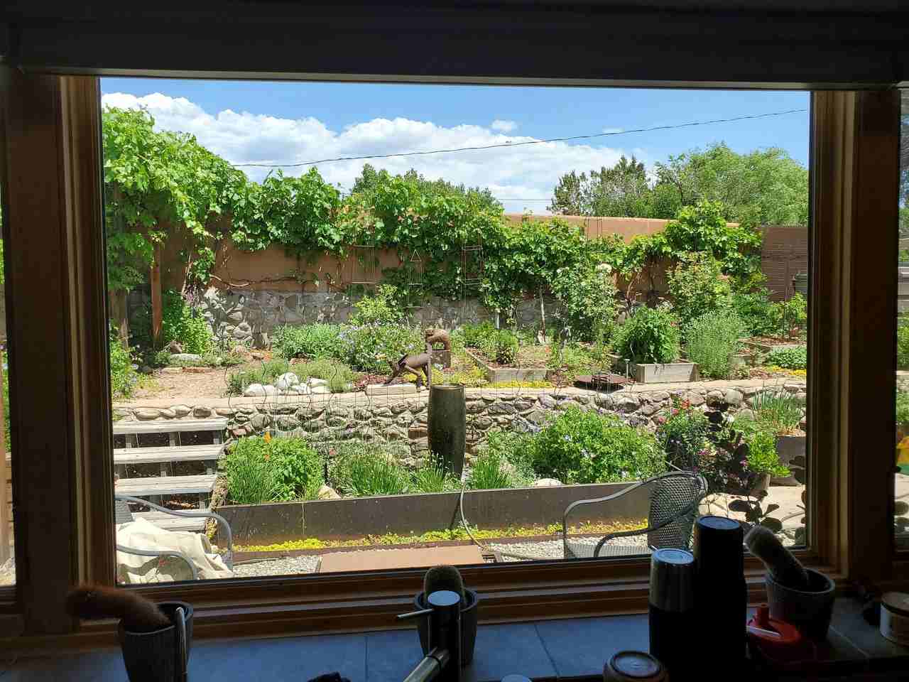 115 Valencia Rd - Photo 4 of 20