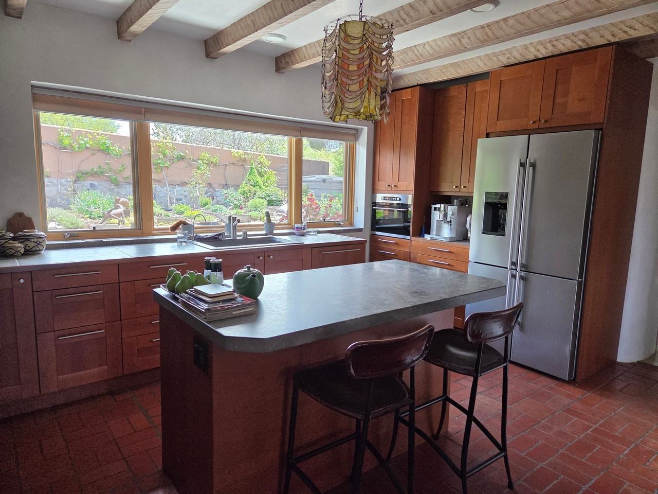 115 Valencia Rd - Photo 5 of 20
