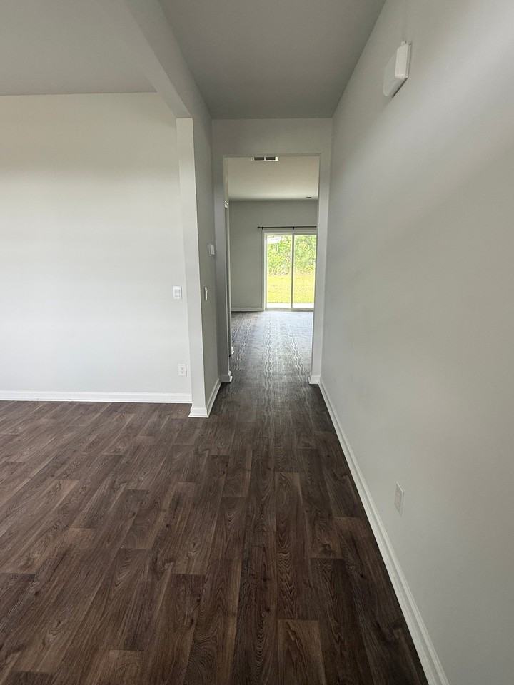 358 Feldspar Ln - Photo 4 of 32