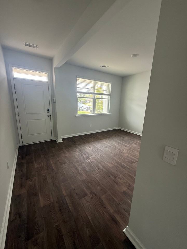 358 Feldspar Ln - Photo 6 of 32