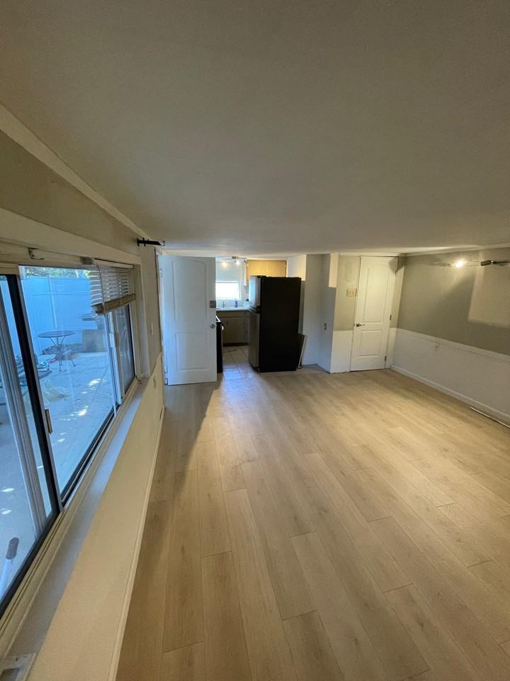 14217 Hatteras St - Photo 6 of 7